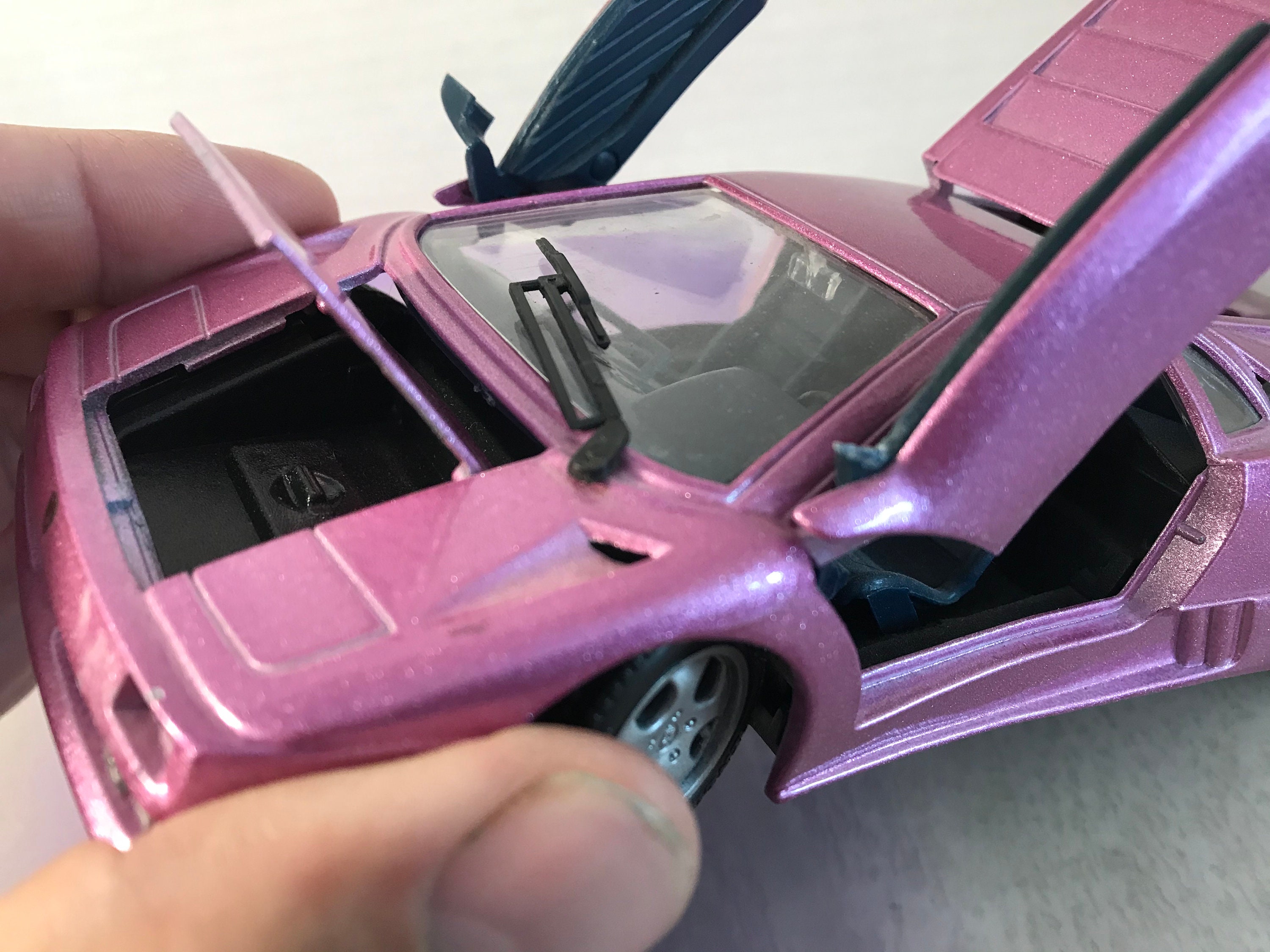 Vintage 1995 Maisto LAMBORGHINI 1/24 Scale Diecast Purple No