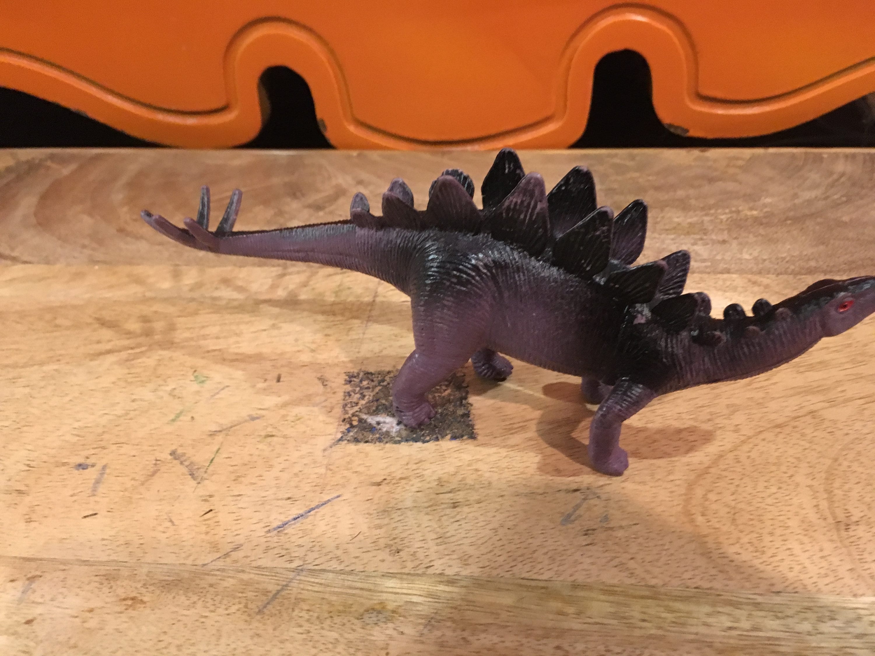 Vintage Dinosaur フィギュア Vintage Dinosaur Toy PVC Purple Stegosaurus - Rare Vintage Plastic