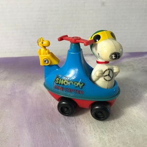 Vintage Peanuts Snoopy Figures Lot of 2 United Feature Vintage Peanuts Snoopy Figures Lot of 2 United Feature