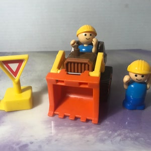 Vintage 1985  L&#39;il Playmates Construction Lot  Little Playmates Figure / Vehicle Lot - 80&#39;s Nostalgia
