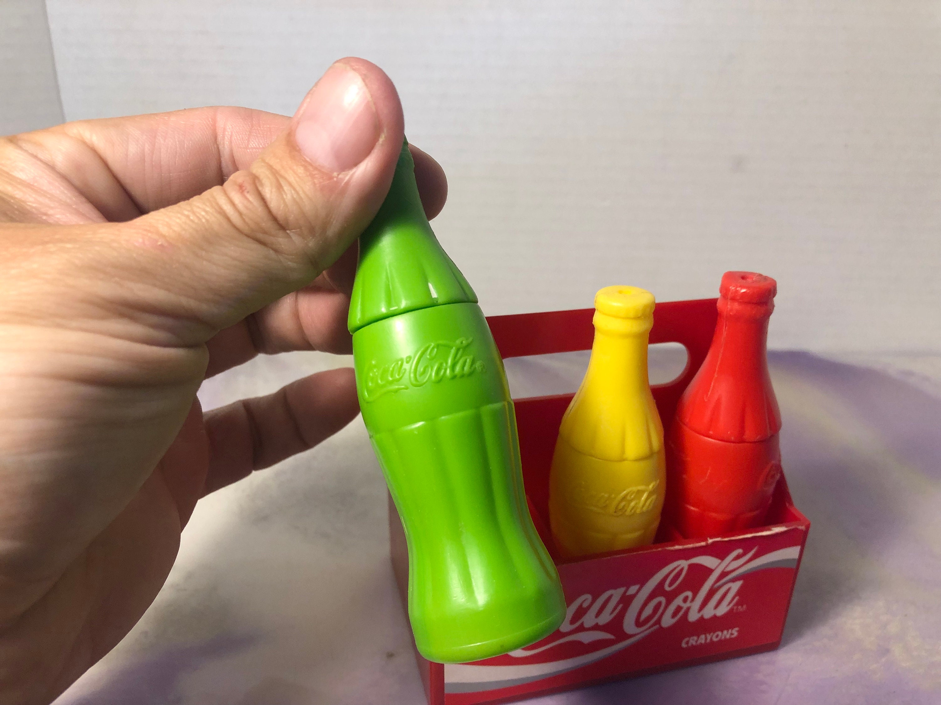 Vintage 1995 World of Coca Cola Crayon 6 Pack Mini Crayons