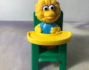Vintage Sesame Street Big Bird In High Chair Baby Styled Figure PVC Bert and Ernie Cake Topper Rare Vintage Toy! Sesame Street figure!