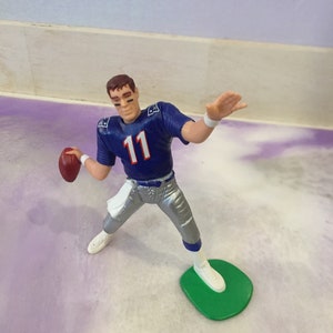 Kenner - Starting Lineup - NFL Football - Drew Bledsoe Action Figure - Vintage 1990&#39;s New England Patriots Figure