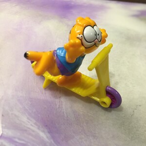 Vintage 1980&#39;s Garfield PVC Figure Scooter Complete Nostalgia MCDONALD&#39;S Vintage Happy Meal Toy Rare Nostalgia Lot 2