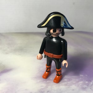 Lote de figuras vintage Playmobil - Homem pirata Playset com cabelo preto / tapa-olho Figuras Playmobil dos anos 90 - Nostalgia vintage rara