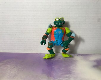 Vintage 1990 Disguised Turtles Mike the Sewer Surfer Michaelangelo Teenage Mutant Ninja Turtles Action Figure Toy TMNT Rare Figure