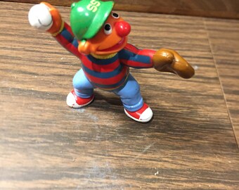 Vintage Applause Sesame Street Ernie Baseball Pitcher Figure PVC Ernie Cake Topper Rare Vintage Toy! Sesame Street figure! Lot 3