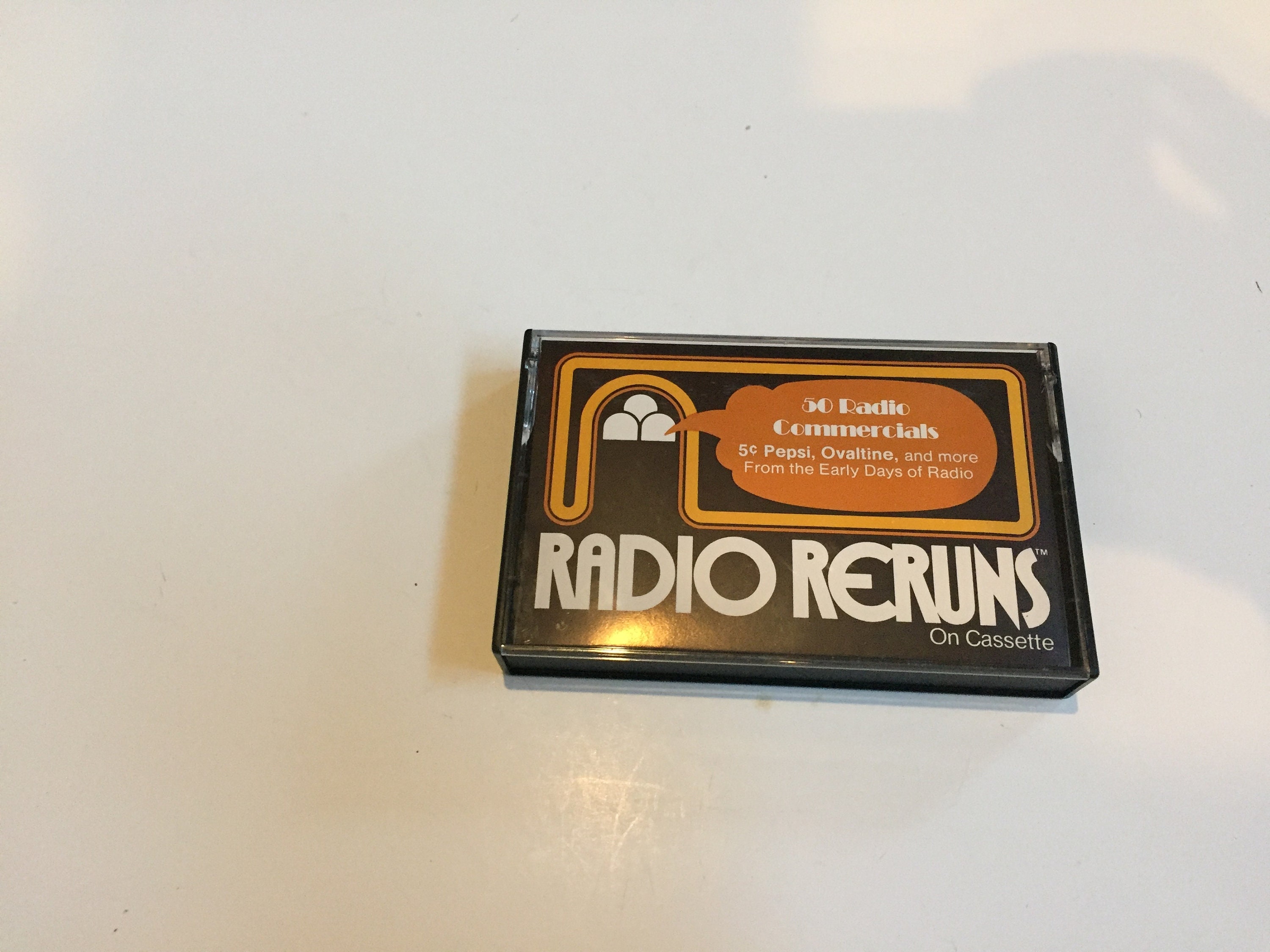 Vintage Radio Reruns Cassette # 97 - 50 publicités radio - vintage Tape Radio Program