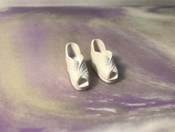 Barbie house shoes hotsell