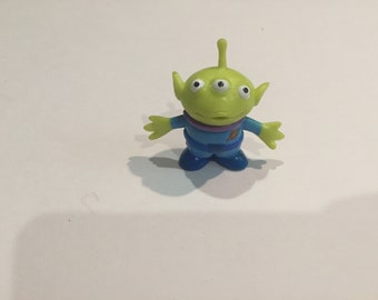 Vintage Disney Pixar Toy Story - PVC Figure - ALIEN - Rare Vintage Toy Story Cake Topper Figure 90's Lot 31