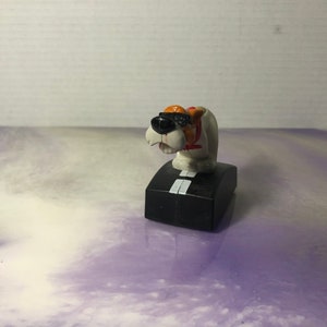 Vintage Disney Oliver and Company Dodger the Dog Pull Racer  PVC Cake Topper Rare Vintage Toy! 1988 figure!