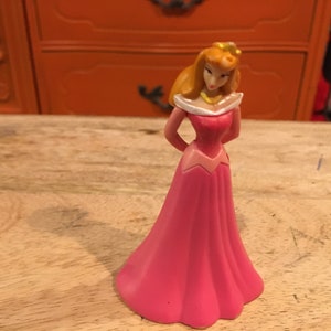 Vintage Disney AURORA Sleeping Beauty Figure PVC Cake Topper Rare Vintage Toy! Fun Vintage Toy! Lot 9