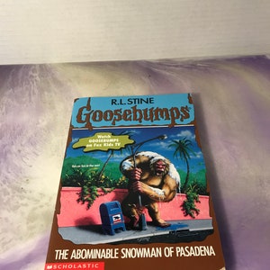 Vintage The Abominable Snowman of Pasadena (Goosebumps - 38 ) by R.L. Stine (Paperback book) - Vintage 90's Kids Novel