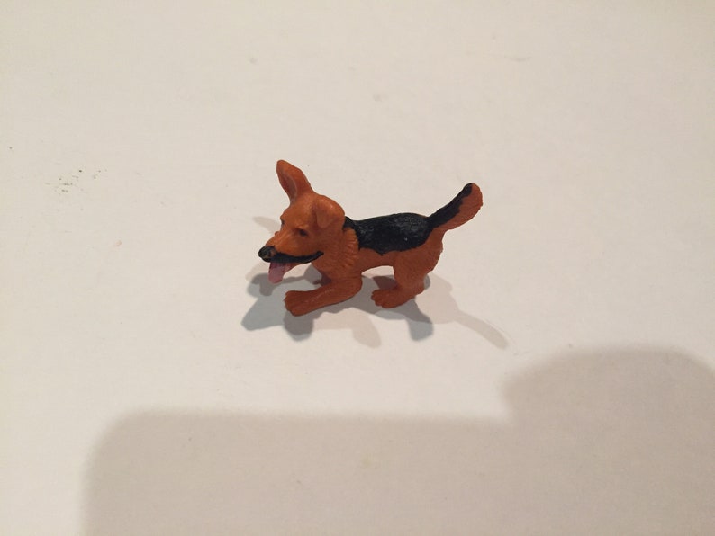 Used Played With Figure Lot 2 Vintage 1995 Puppy in my Pocket PVC Miniature Figure Vintage Cake Topper