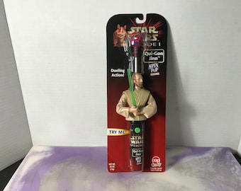 Vintage 1998 Episode 1 Star Wars Vintage Qui-Gon Jinn SPIN POP Candy Sucker - Star Wars Brand New in Pack Collectible