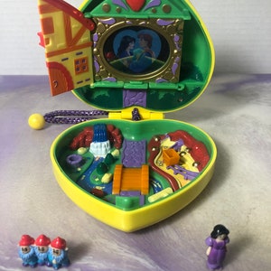 My Secret Fairy Tales Snow White- Prime Time Pocket Toy Used Incomplete! Rare Polly Pocket Styled Toy