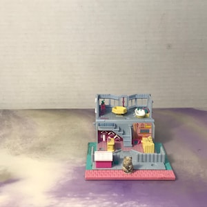 Vintage Polly Pocket Pet Store Playset (1 Figure) Works! 1993 Bluebird! Vintage 1993 Polly Pocket Set