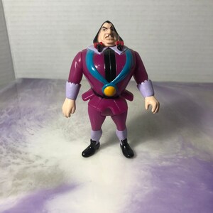 Vintage Disney POCAHONTAS Governor Ratcliffe Figure PVC Cake Topper Rare Vintage Toy! Fun Vintage Toy!