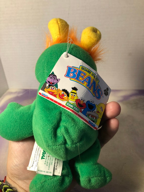 Hasbro sesame sales street mini plush