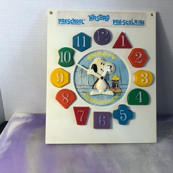 vintage Snoopy Romper Room Shape Clock 1965 Hasbro Peanuts Gang puzzle jouet vintage 60s