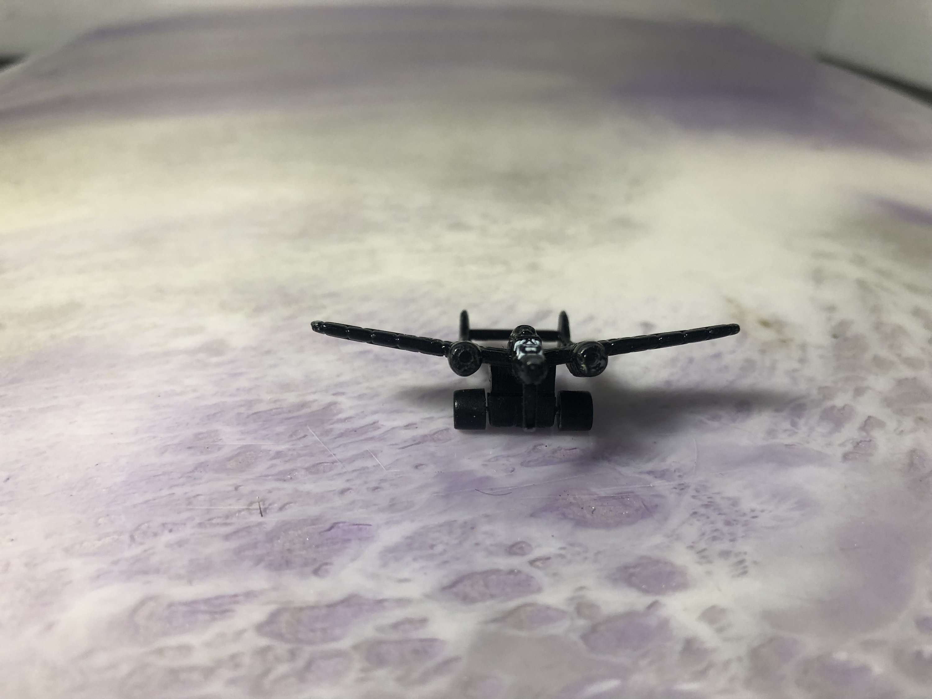Mini jouet vintage Micro Machines avion noir (hélice cassée) - Galoob 90's Micro Machine Nostalgia