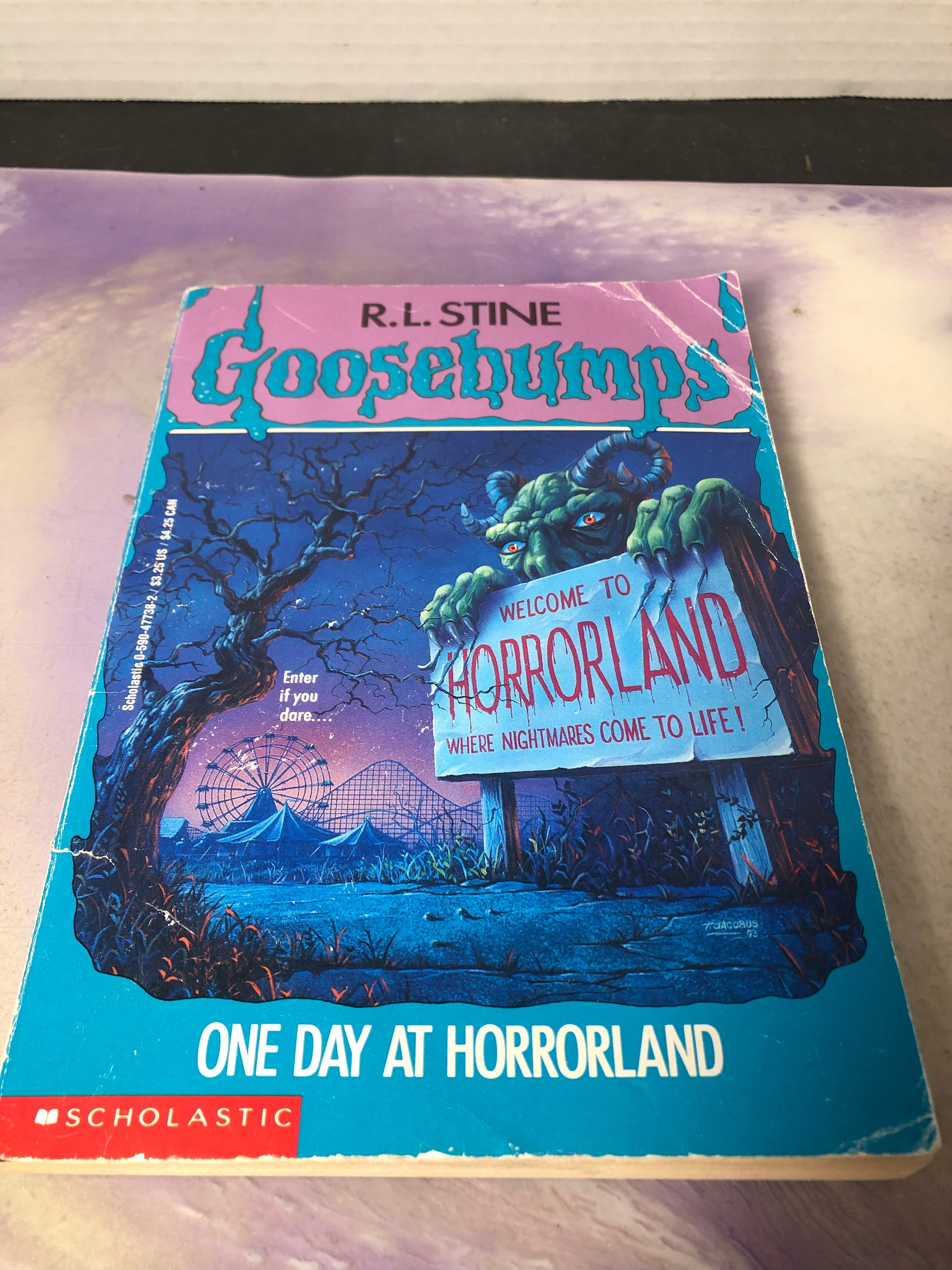 Vintage One Day at Horrorland goosebumps Series by R.L. Stine paperback Book  Vintage 90's Kids Novel 