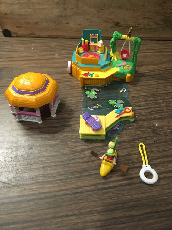 polly pocket action