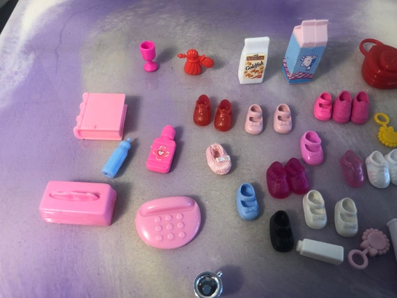 Barbie Accessories Lot.