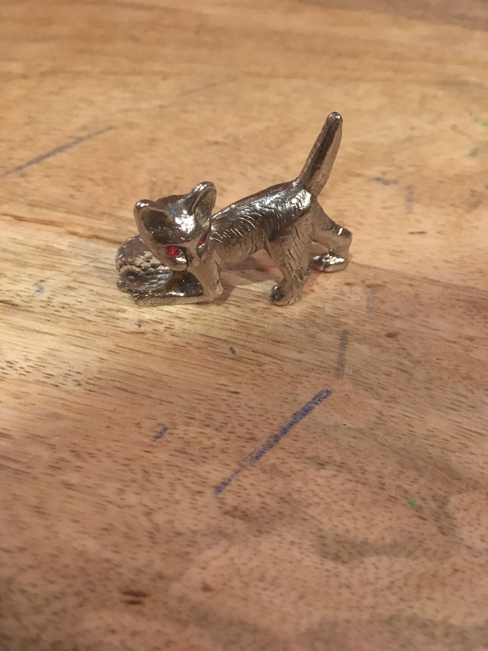 Vintage Silver / Pewter Cat Holding Crystal Ball Figurine - Etsy