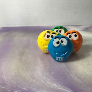 Vintage 1990er Jahre Burger King Kids Club Fast Food Spielzeug - Pull Racer M & M's - Vintage Burger King Mahlzeitenspielzeug