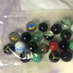 Lot of Rare Marbles  - Lot of 30 Vintage Styled Glass Marbles Rares - Assorted