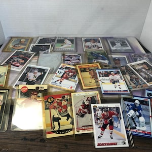 Vintage 1990s Trading Card Mixed Lot - Random Card Lot de Baseball, Cartes de sport Quelques cartes de recrue!