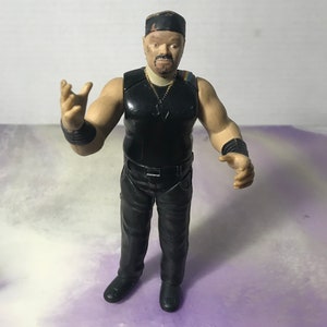 Vintage 90&#39;s WWE Loose 1997 Savio Vega Action Wrestling Figure Jakks Titan Tron Live