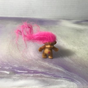 Vintage Russ Troll Mini Troll Pinkes Haar Vintage Troll - Seltene 90er Jahre Treasure Trolls Nostalgie
