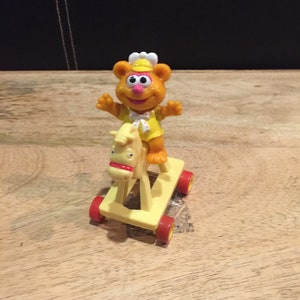 Vintage 1986 Muppet Babies Fozzie Bear and Rocking / Rolling Horse!  PVC Figure Cake Topper 2 1/2 inches Rare Vintage Figure