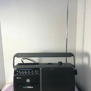 Vintage GE 35264A Radio Ghetto Blaster Am / Fm stereo Boombox 1990s - Cool Retro Item