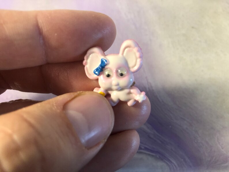 Super Cool 80/'s Nostalgia Vintage 1980/'s White Googly Eye Barrette Clip Creature Figure