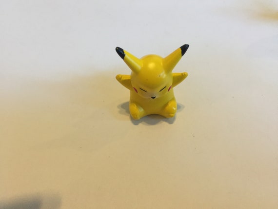 Pokémon Pikachu Figurine