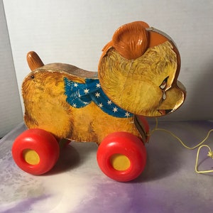 Vintage 1966 Fisher Price Cry Baby Bear #711 Wood Pull Toy Tested Works USA - Missing Sticker on One Side