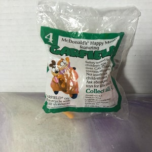 Vintage 1980&#39;s Garfield Motorcycle with Odie PVC Figure Brand New Sealed! Nostalgia MCDONALD&#39;S Vintage Happy Meal Toy Rare Nostalgia