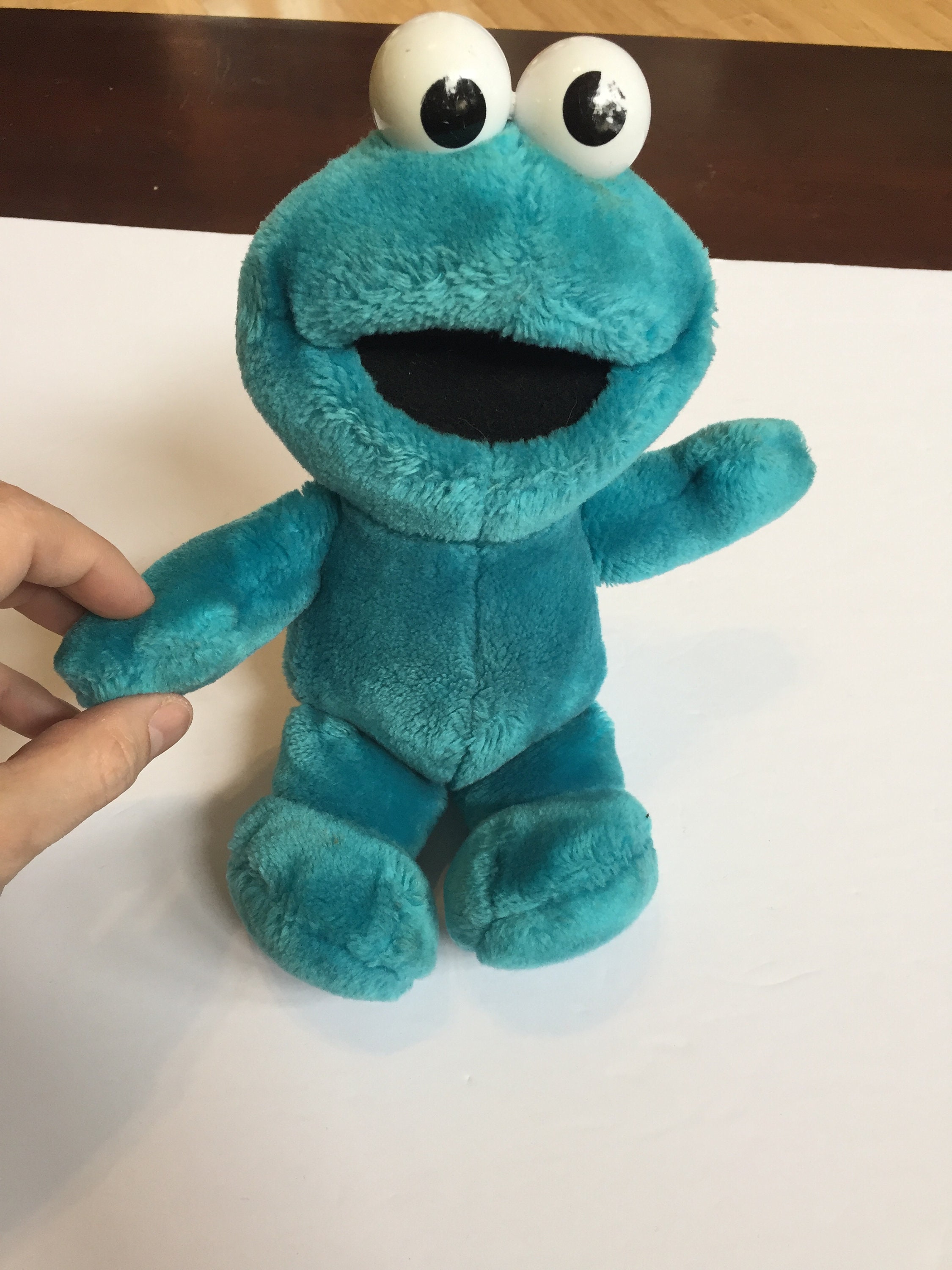 Vintage Tyco 1996 Tickle Me Cookie Monster Blue Plush (sesame