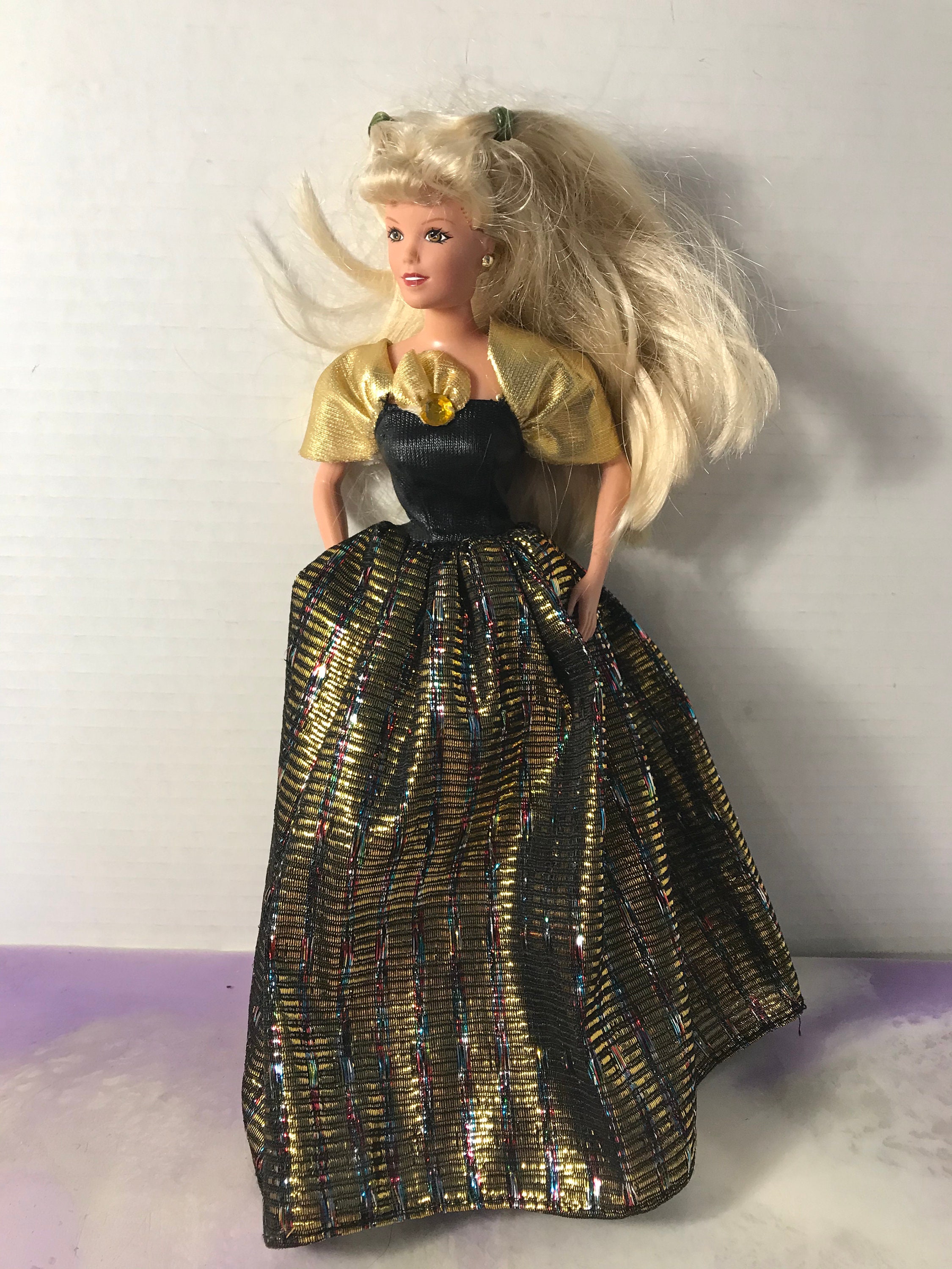 Vintage Barbie Figure Mattel Themed Blonde Barbie Black and Gold Dress Doll / Figure Loose Condition - Vintage Barbie Nostalgia 1990's Mold - Etsy Vintage Barbie Figure Mattel Themed Blonde Barbie Black and Gold Dress Doll / Figure Loose Condition - Vintage Barbie Nostalgia 1990's Mold - Etsy