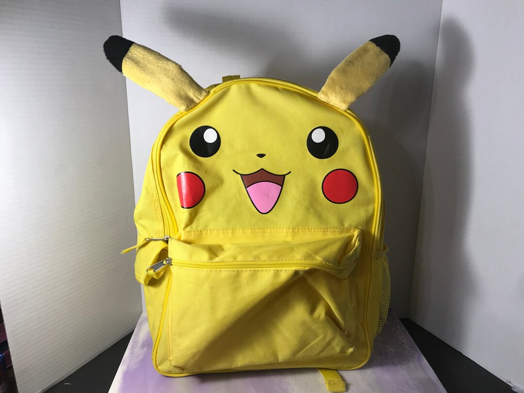 2018 Pokemon Pikachu & Friends Black & Red Lunch Bag Gotta Catch NWT -  collectibles - by owner - sale - craigslist