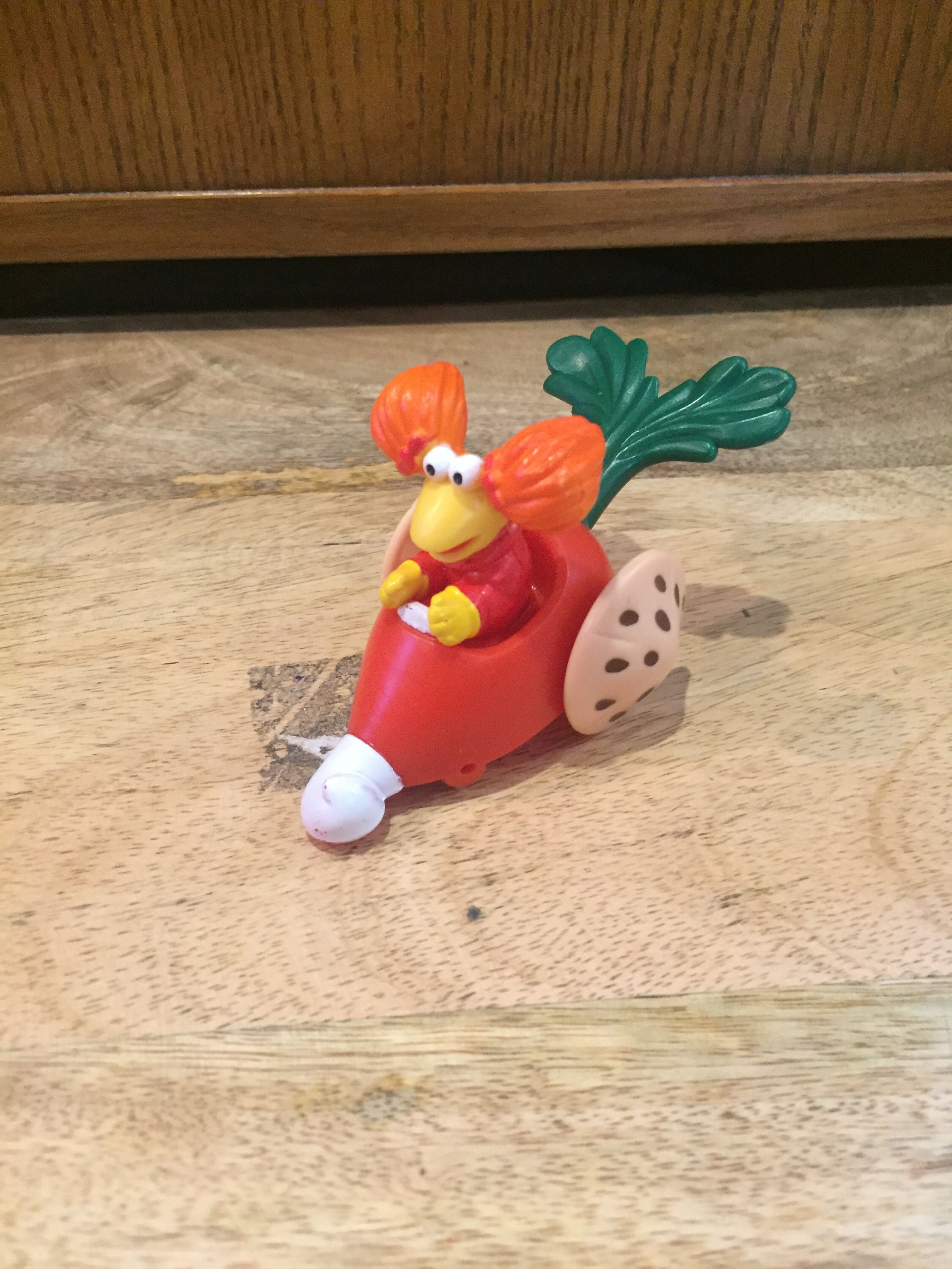 1987 Fraggle Rock McDonalds Happy Meal Toy Gobo in Carrot Car 