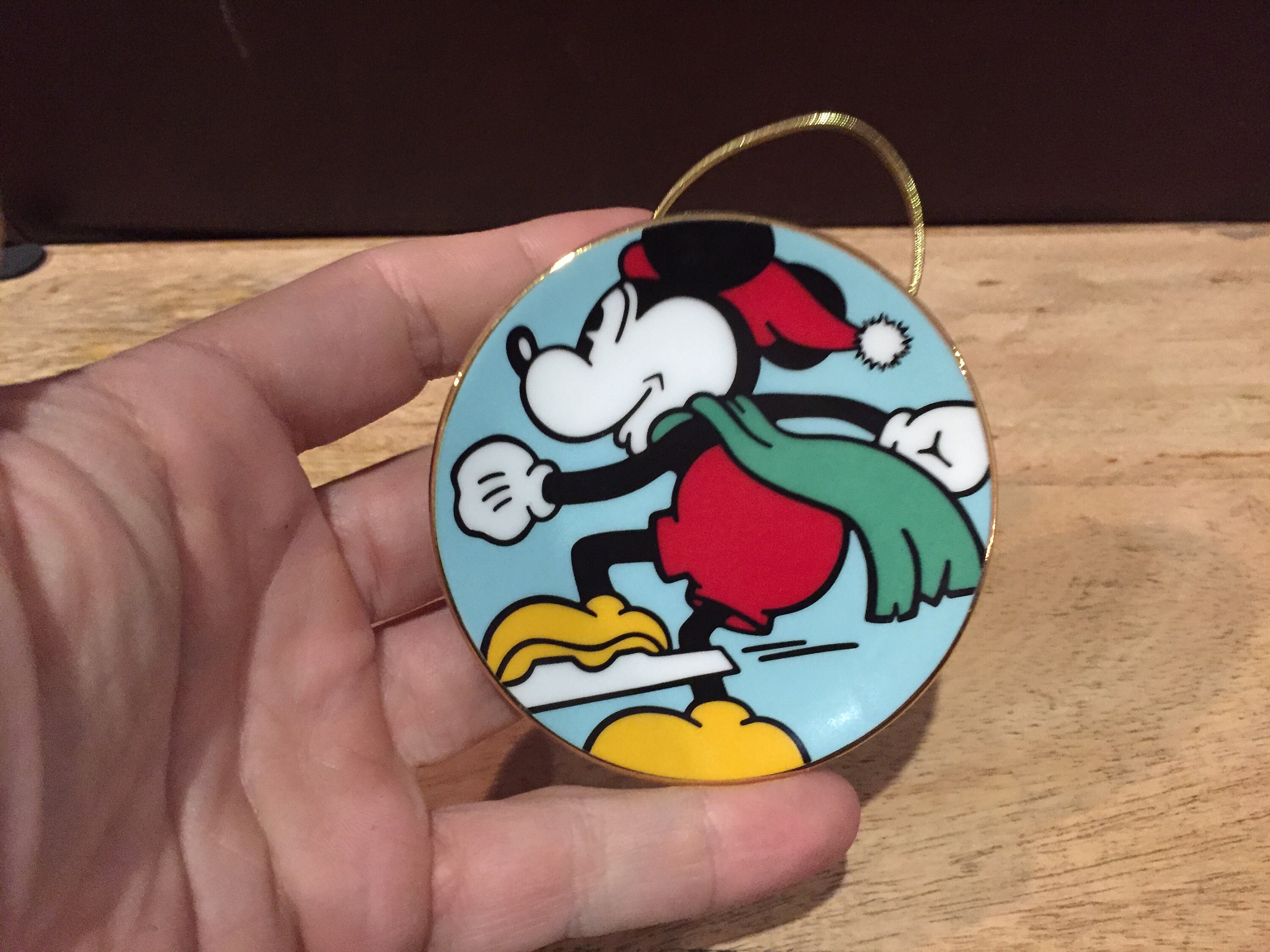 1996年ディズニー〜後ろ向きにスケートするミッキー〜限定版 1996年ディズニー〜後ろ向きにスケートするミッキー〜限定版