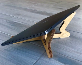 ParaMount Eco X Tragbarer Laptop-Ständer aus Holz | 40% Sale - Von gleichen Spitzen | Nachhaltiges Birkenholz | Perfektes Geschenk