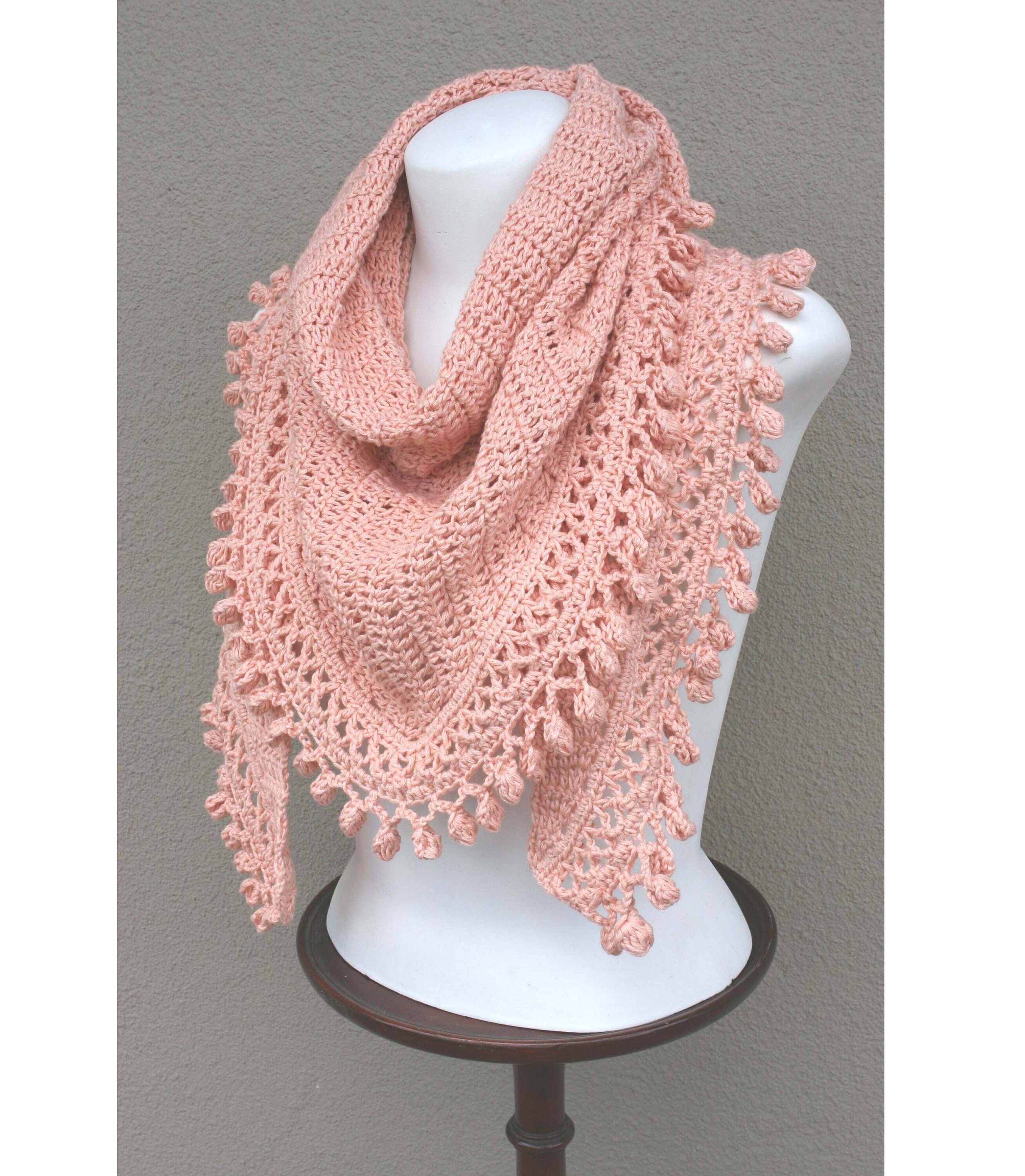 Pom Pom Shawl, Cerise