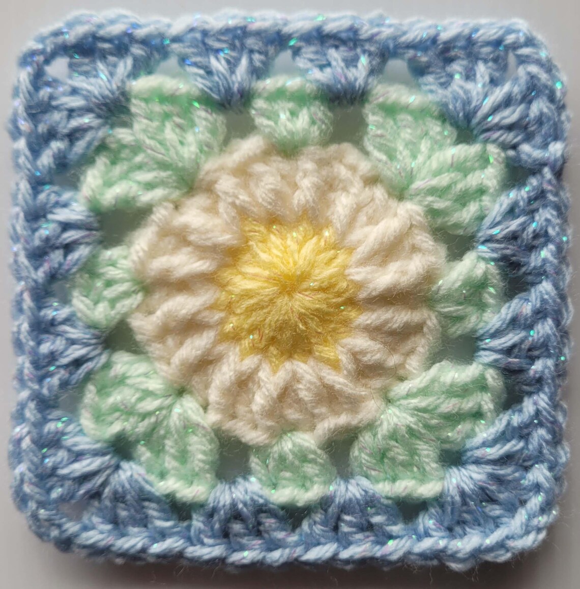 Spring Bloom Granny Square [PDF PATTERN] - Crochet Granny Square Flower ...