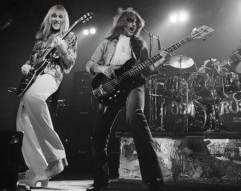 Geddy , Alex , Neil , Rush live 70s !!