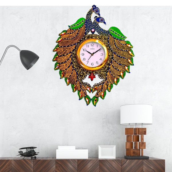 Horloge murale artisanale, travail traditionnel de motif du Rajasthan, bois massif en forme de paon, design BOHO, décor de salon, cadeau de pendaison de crémaillère